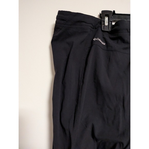 Columbia Omni-Shield Womens Hiking Pants Black Straight Leg Cargo Size 16/48 - Picture 6 of 11